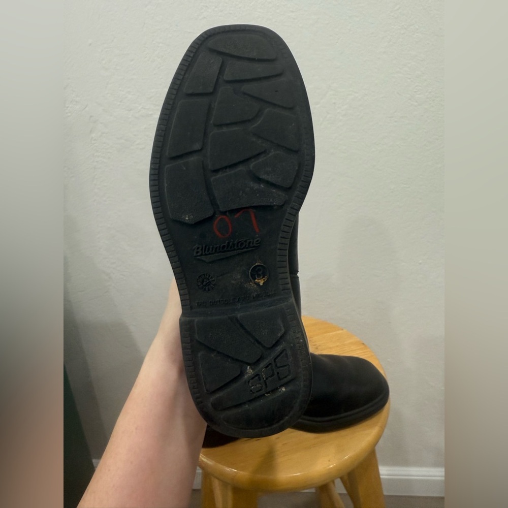 Blundstone Black Leather Chelsea Boots – Size AU 3 (US Women’s 6/6.5) - Picture 7 of 7